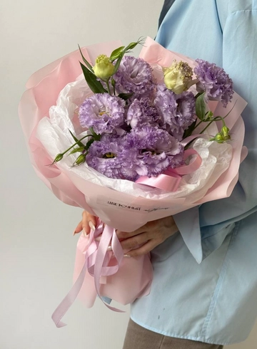 Букет из сиреневой эустомы от интернет-магазина цветов в 