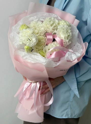 Букет из белоснежной эустомы от интернет-магазина цветов в 