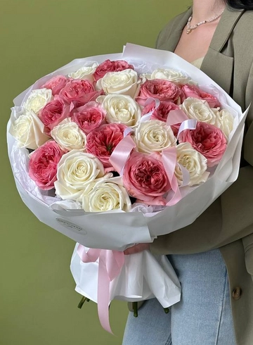 Букет «Микс из 25 одноголовых роз PLAYA BLANCA и PINK EXPRESSION » от интернет-магазина цветов в 
