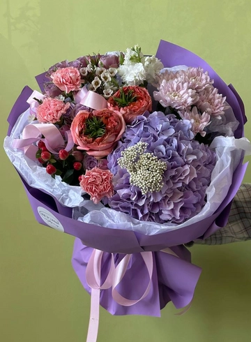 Букет «105» от интернет-магазина цветов в 