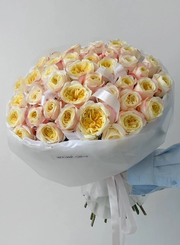 Букет &laquo;39 пионовидных роз FATIMA&raquo; от интернет-магазина цветов в 