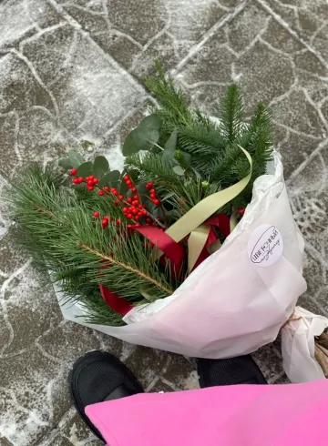 Букет «Зимний»  от интернет-магазина цветов в 