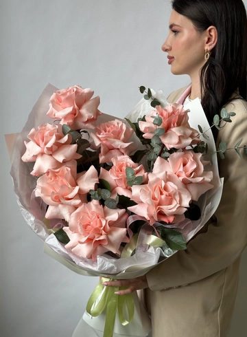 Букет «04» от интернет-магазина цветов в 