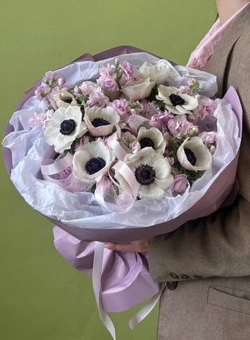 Букет «042» от интернет-магазина цветов в 