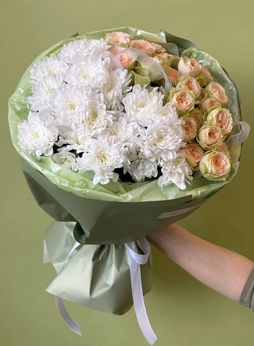 Букет «044» от интернет-магазина цветов в 