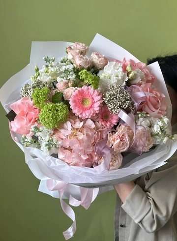 Букет «051» от интернет-магазина цветов в 