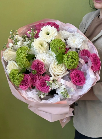 Букет «056» от интернет-магазина цветов в 