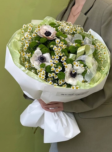 Букет «062» от интернет-магазина цветов в 